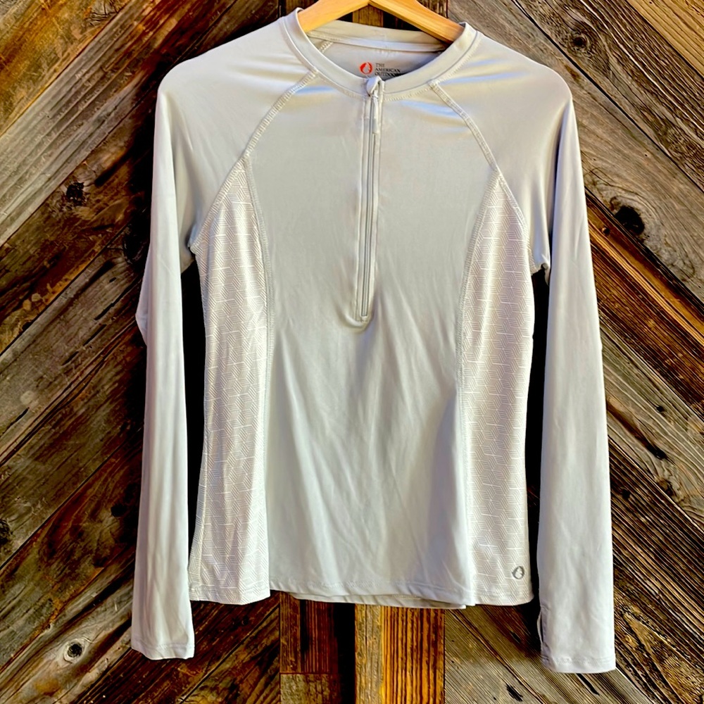 American Outdoorsman for women active top